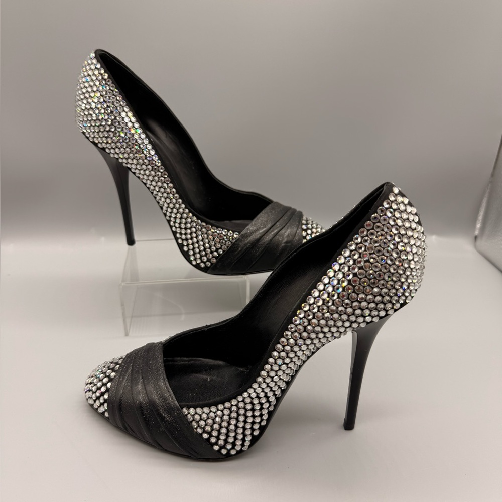 Giuseppe Zanotti leather and crystal-embellished stiletto pumps